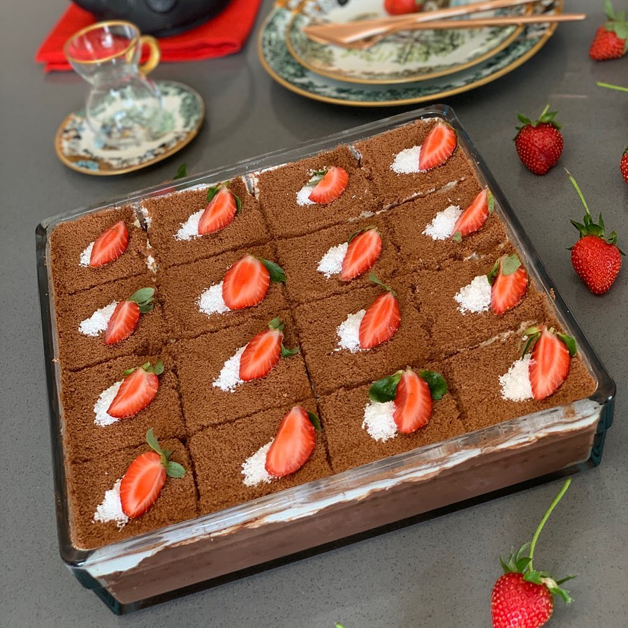 Dünyanın En Kolay Pastası