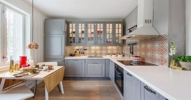 Komşular Ev Çirkin Diye Yıktırmak İçin İmza Topladılar Ama Evin