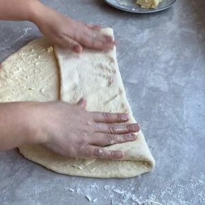 Patatesli Burgu Çörek