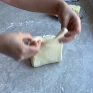 Patatesli Burgu Çörek
