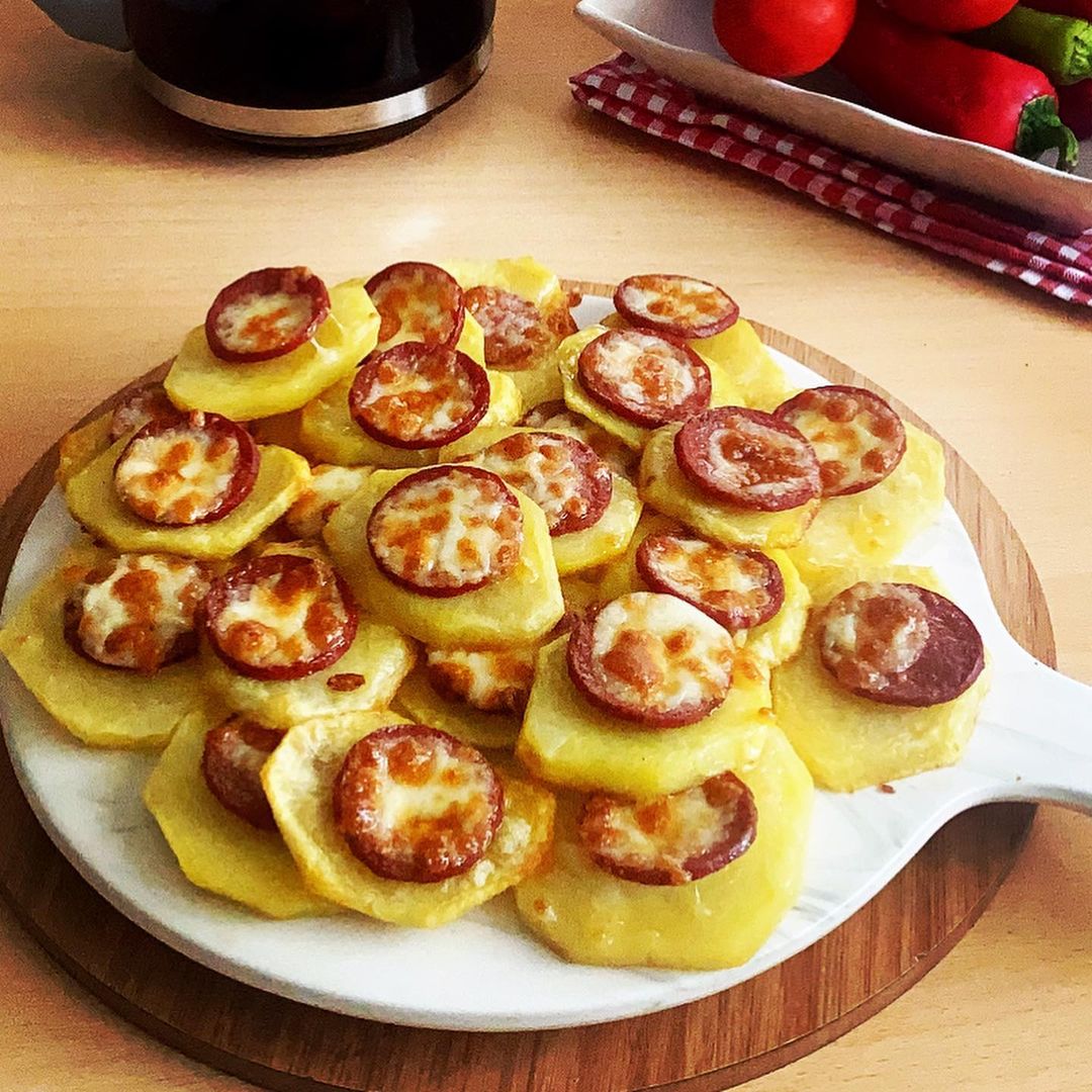 Kahvaltılık Sucuklu Patates Dilimleri