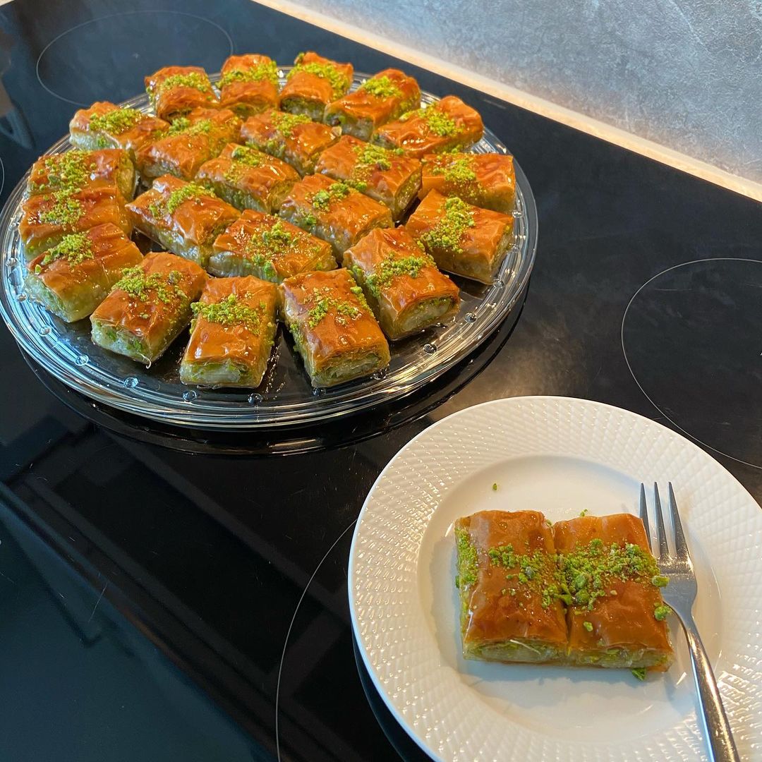 Fıstıklı Dürüm Baklava