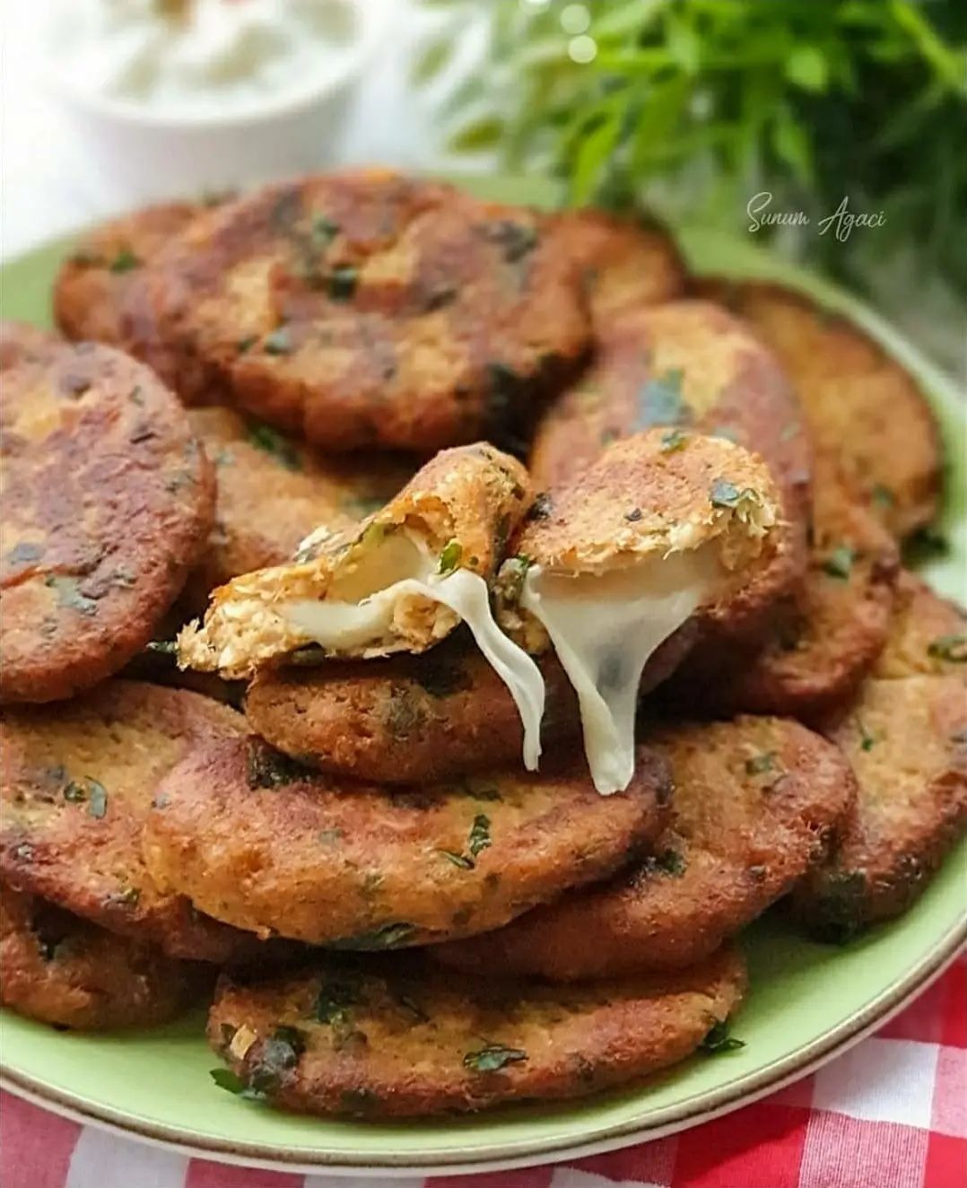 Kaşarlı Karnabahar Köftesi