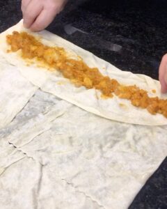 Patatesli Tepsi Börek