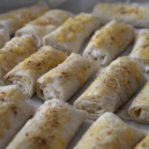 Çıtır Çıtır Peynirli Börek