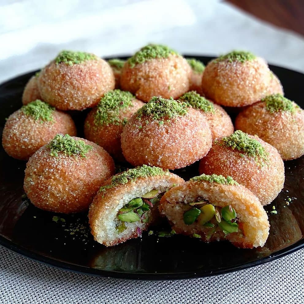 Fıstıklı İrmik Tatlısı