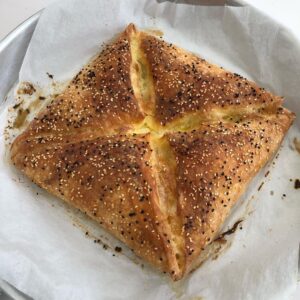 Sadece İki Yufka İle Yapılan Zarf Börek