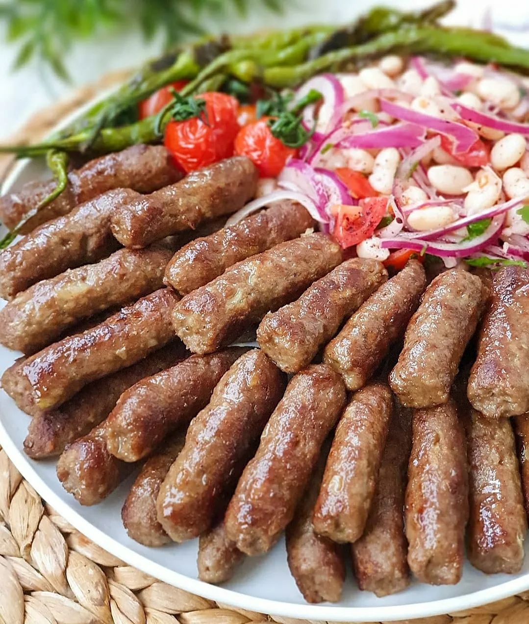 Tekirdağ Köftesi (Piyazlı)