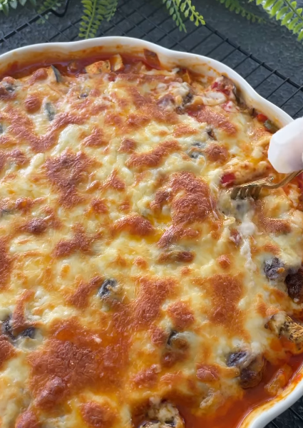 Fırında Sebzeli Beşamel Soslu Köfte