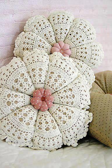 Birbirinden Güzel Yastık Modelleri