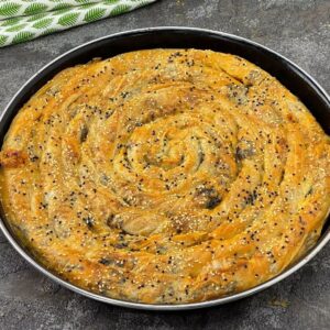 Ispanaklı Börek