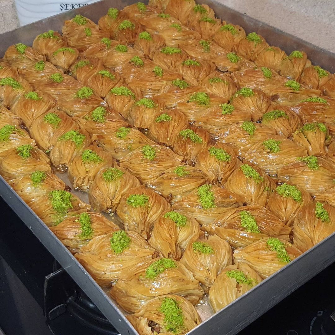 Midye Baklava