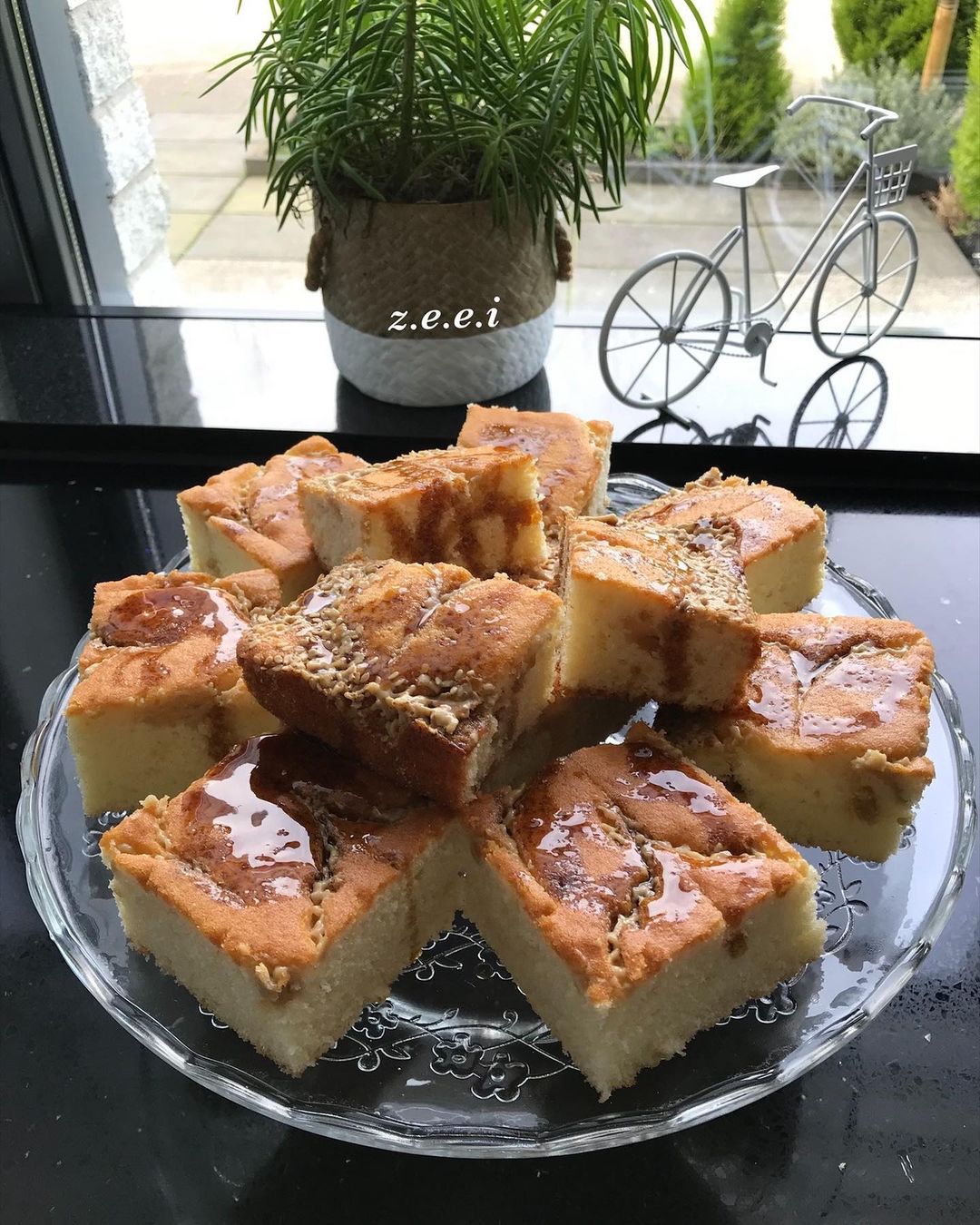 Tahinli Pekmezli Kek