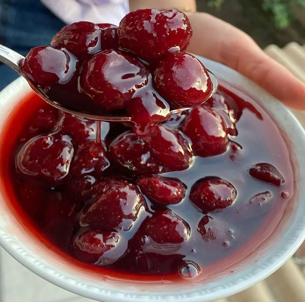 Annemin Yıllardır Yaptığı Çilek Reçeli Tarifi