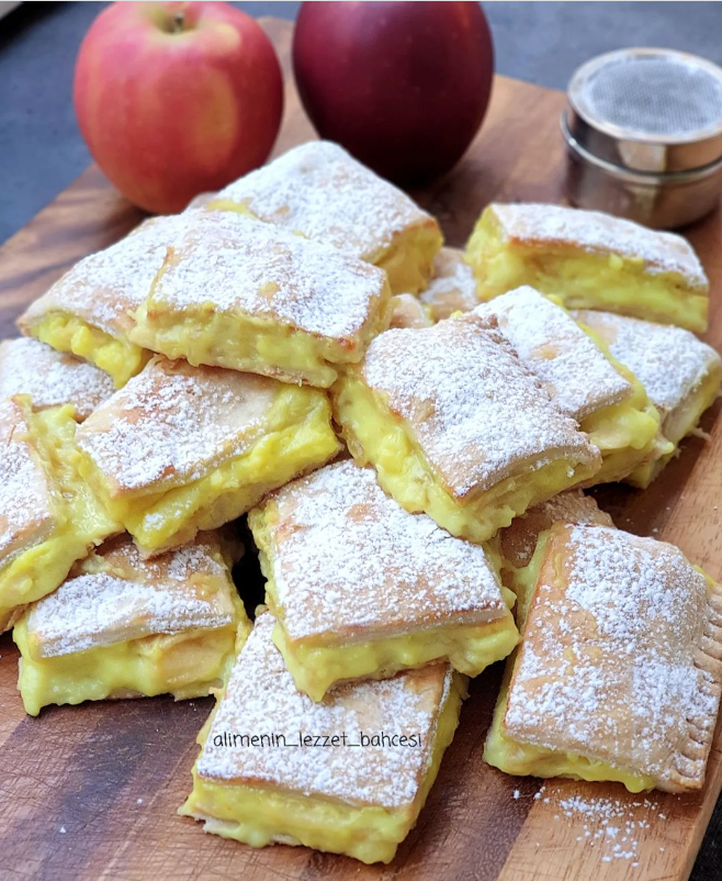 Elmalı Ve Özel Pudingli Milföy Tatlısı