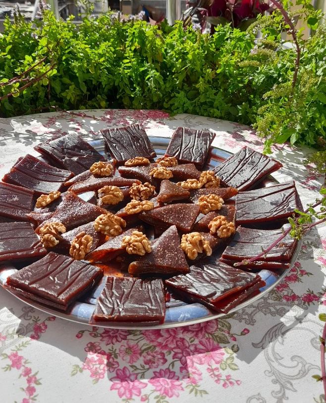 Mürdüm Eriği Pestili Tarifi