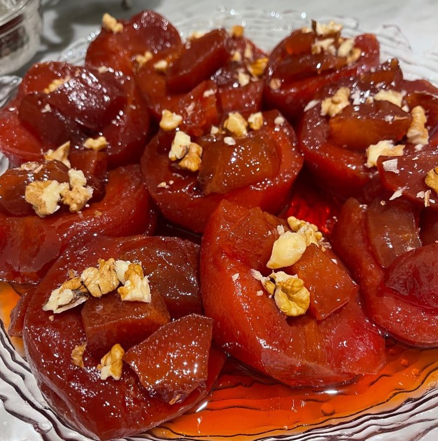 Doğal Hiçbir Gıda Boyası Olmayan Ayva Tatlısı Tarifi