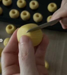 Kıyır Kıyır Portakallı Kurabiye Tarifi