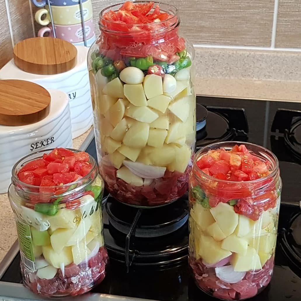 Kavanozda Fırın Yemeği