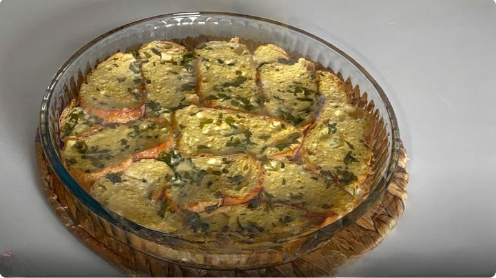 Bayat Ekmekleri Çöpe Atmak Yok 5 Dk da Yufkalı Börek Lezzetinde Muhteşem Bir Lezzet